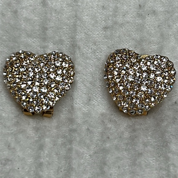 Vintage Heart Shaped Gold and Pave Rhinestone Earrings. - Picture 2 of 5